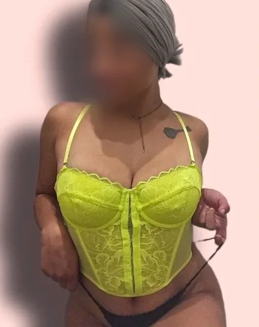 Sonja, 27